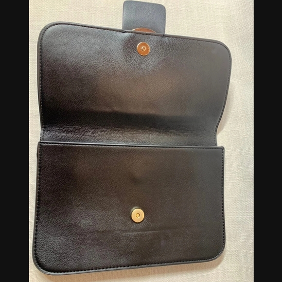 Zara Black and Gold Envelope Clutch Leather - Picture 2 of 10